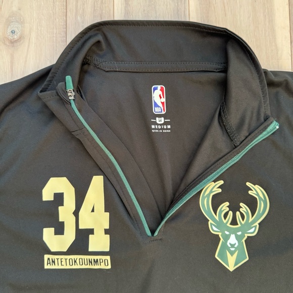 Milwaukee Bucks Sweater Men's Medium Black Long Sleeve 1/4 Zip Antetokounmpo #34 - Picture 4 of 6